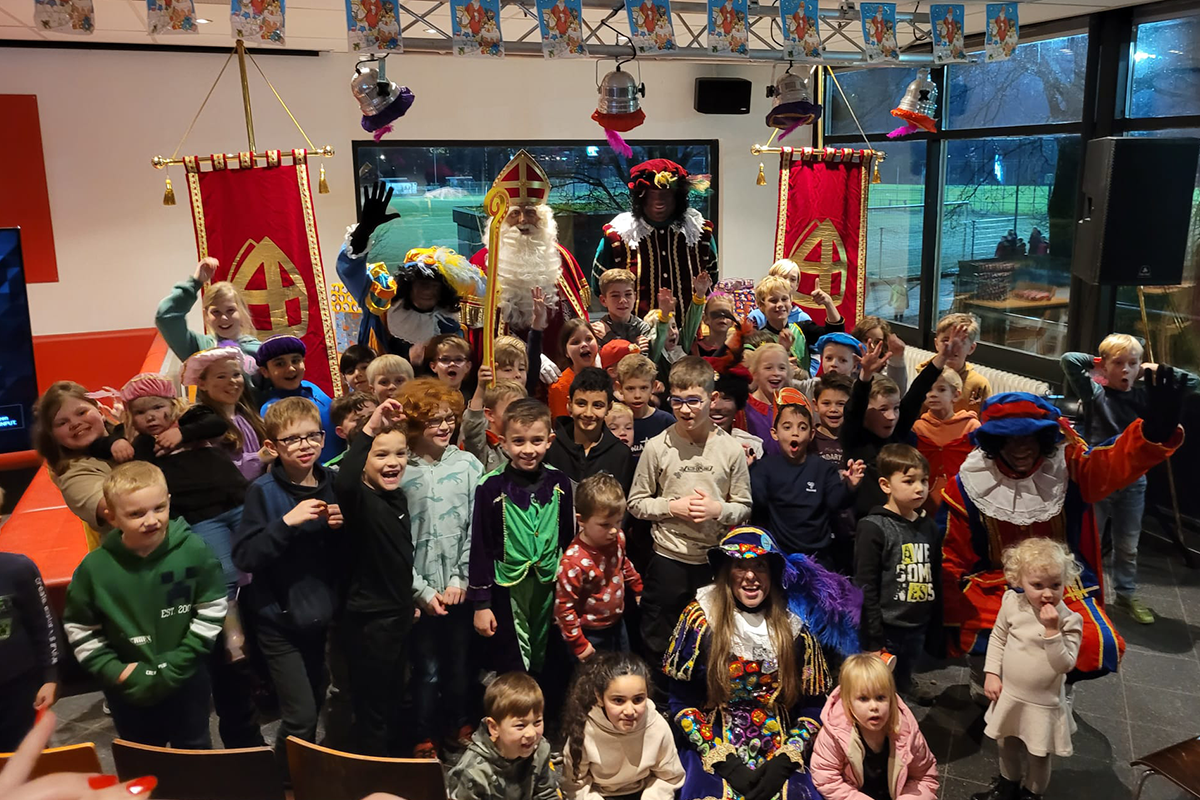 Sinterklaas komt naar csv Apeldoorn op 28 november