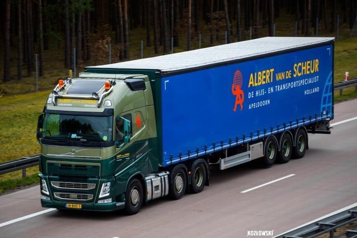 Albert van de Scheur nieuwe bordsponsor van csv Apeldoorn