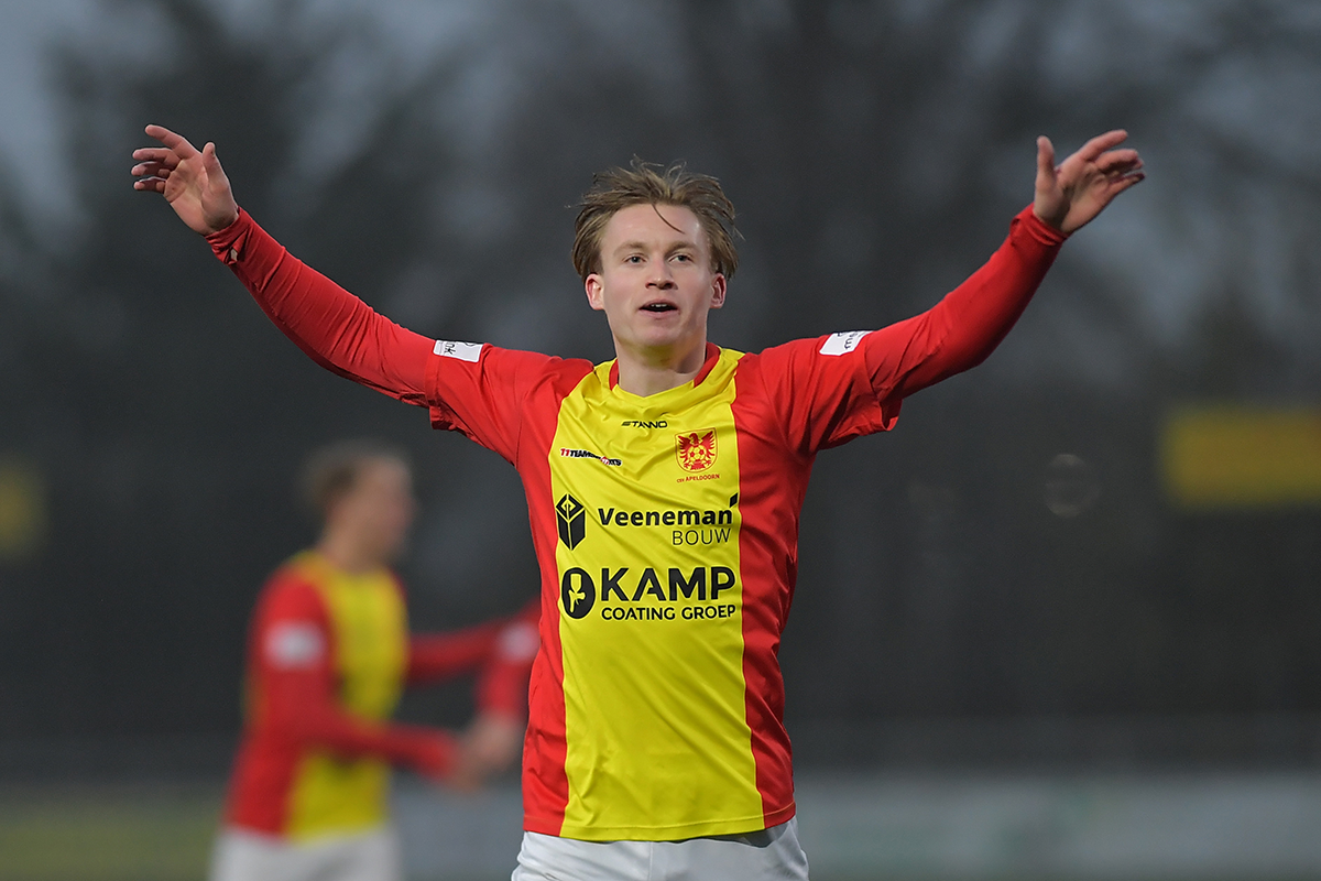 Laurence van den Enk langer door bij csv Apeldoorn