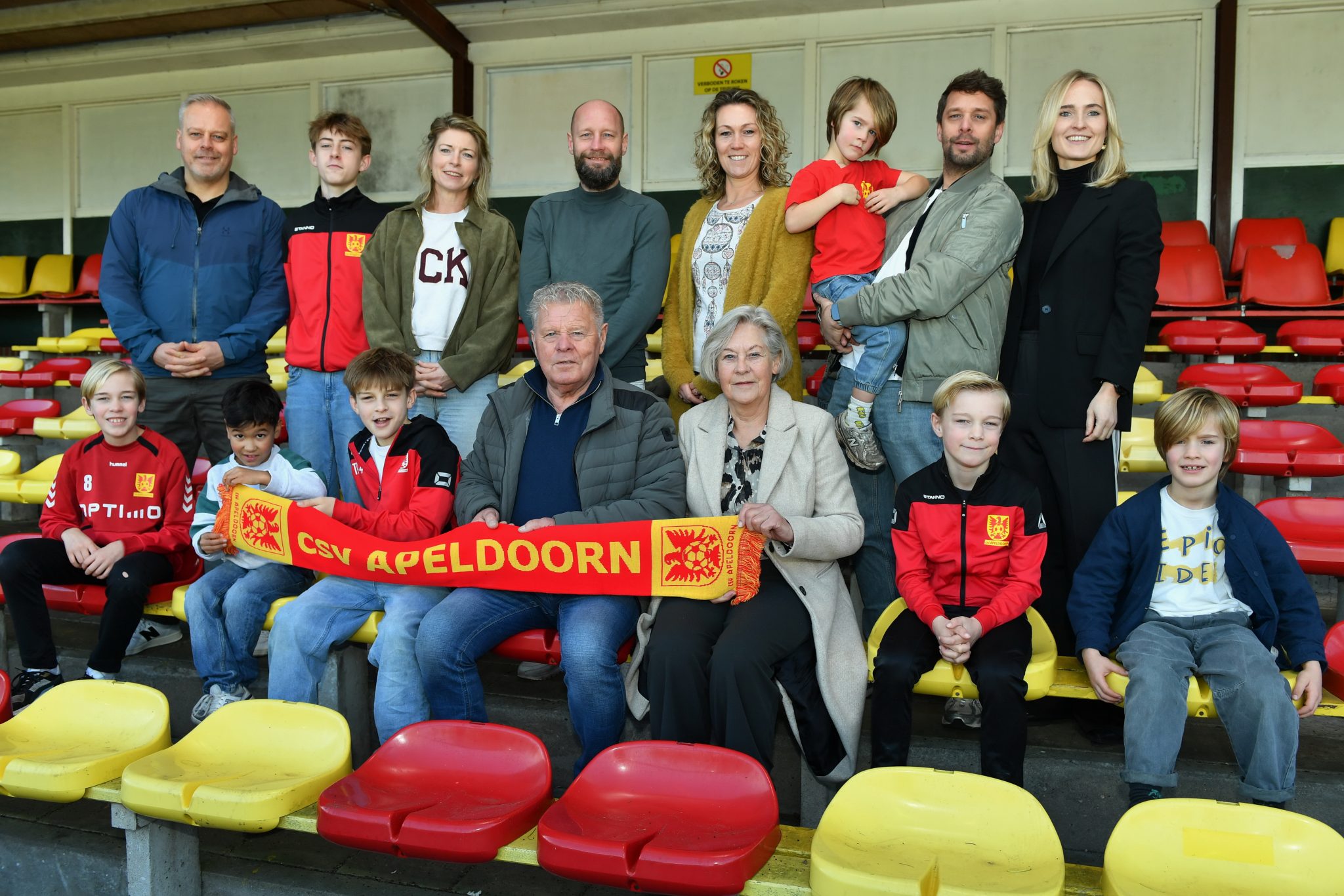 De familie Poolman - zeven kleinkinderen, zeven jongens bij csv Apeldoorn