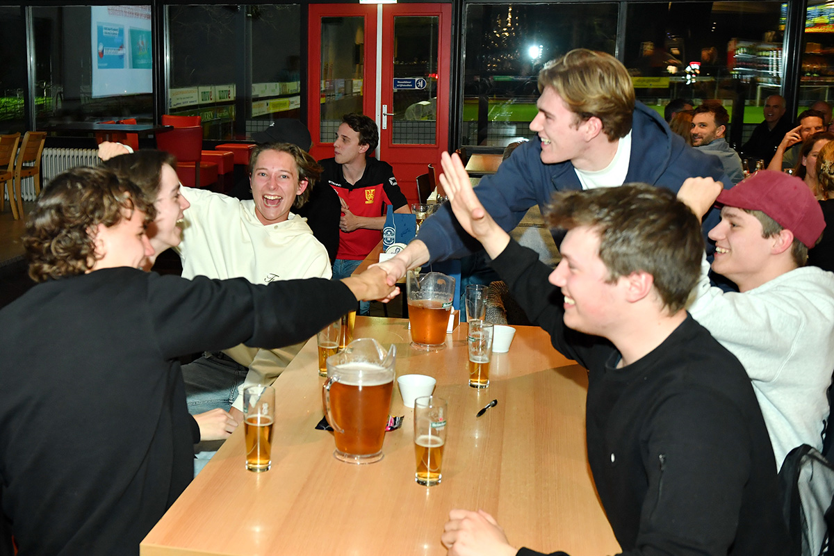 Pubquiz en toernooi trappen jubileumjaar csv Apeldoorn af