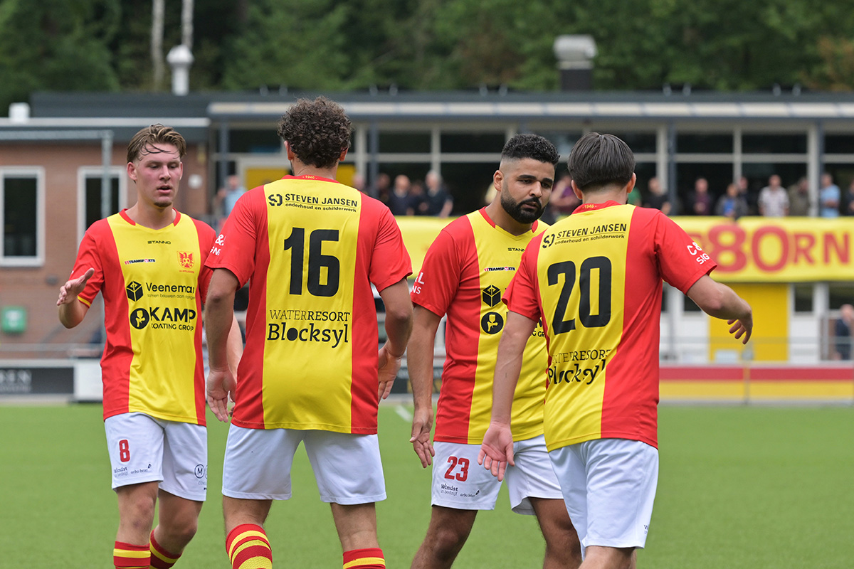 csv Apeldoorn begint bekertoernooi met ruime overwinning